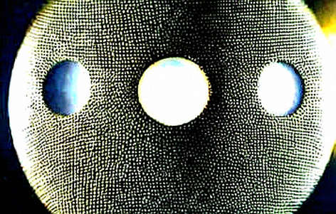 Saylor's 3% Threshold: The Fragile Dividend Model Exposing Strategy's Hidden Leverage Saylor's 3% Threshold: The Fragile Dividend Model Exposing Strategy's Hidden Leverage