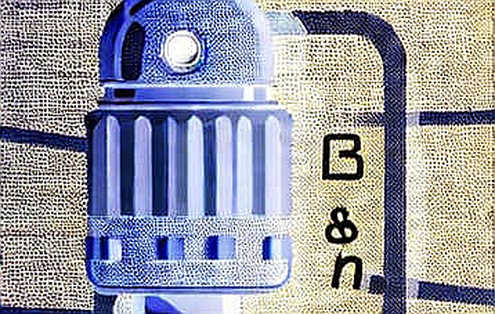 When Data Goes Silent: The Analyst's Dilemma in a Data-Starved Market